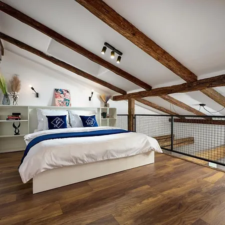 Apartman Loft Piotrkowska 37 Antresola Klimatyzacja Bezkontaktowe Wejscie Centrum Lodzi