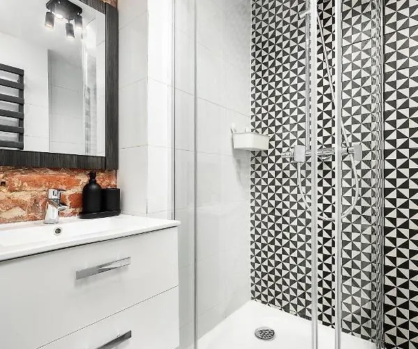 Lejlighed Loft Piotrkowska 37 Antresola Klimatyzacja Bezkontaktowe Wejscie Centrum Lodzi